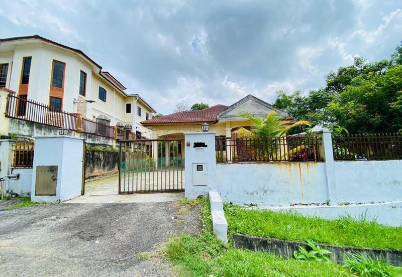 Kampung Abu Bakar Baginda