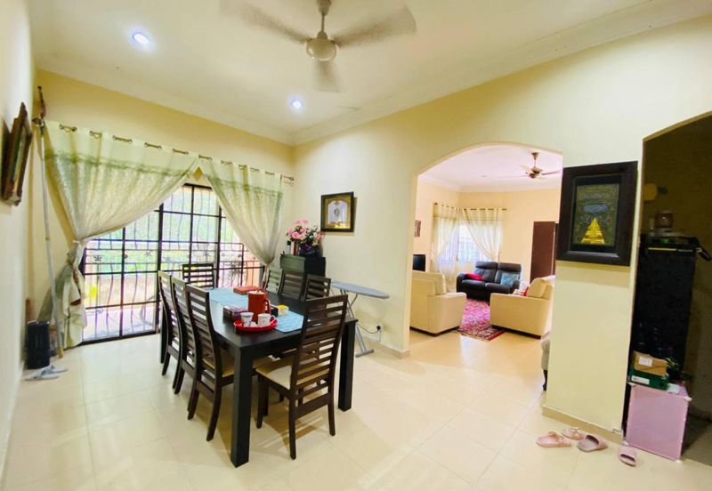 Kampung Abu Bakar Baginda