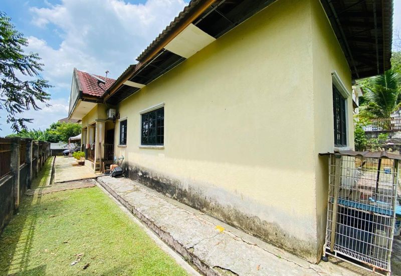 Kampung Abu Bakar Baginda