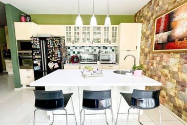 Cahaya SPK, Seksyen U9