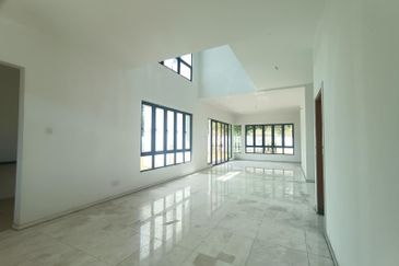 Cahaya SPK, Seksyen U9