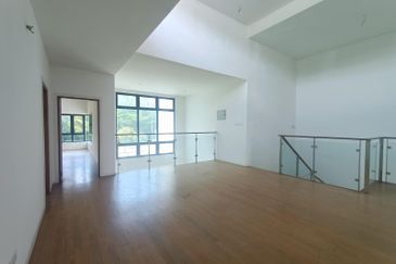 Cahaya SPK, Seksyen U9