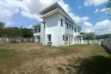 Cahaya SPK, Seksyen U9