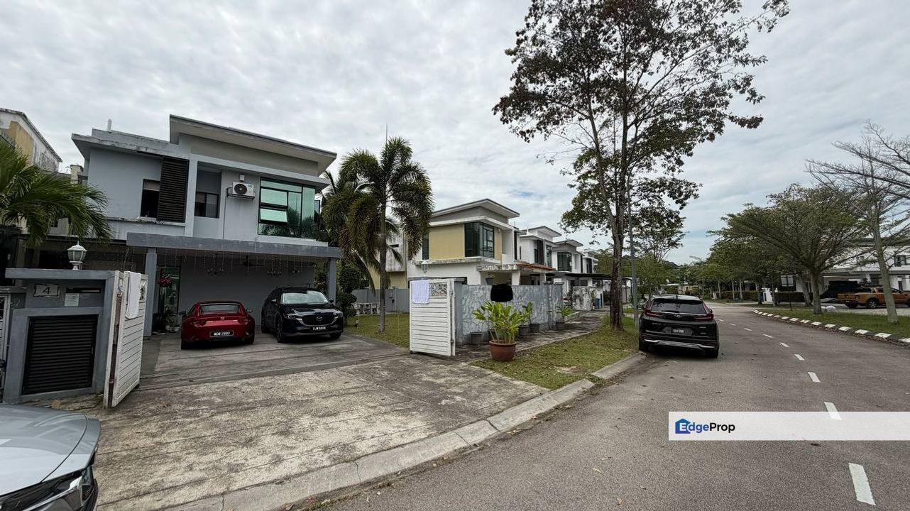 Cahaya SPK, Shah Alam 2 Storey Semi D For Sale RENOVATED SPACIOUS, Selangor, Shah Alam