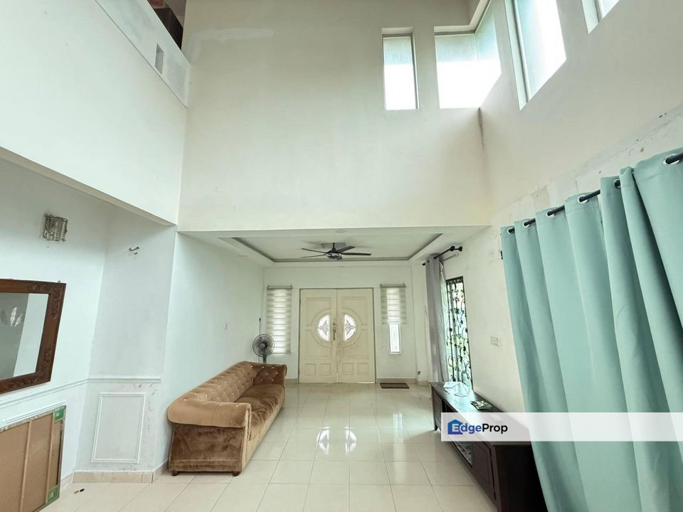 Cenderawasih Enstek, Bandar Baru Enstek 2 Storey Bungalow For Sale SPACIOUS, Negeri Sembilan, Labu