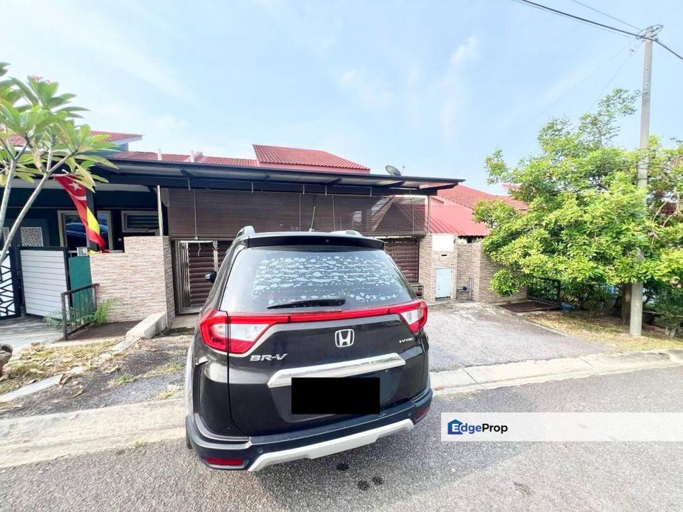 Salak Tinggi, Sepang 1 Storey Semi D For Sale RENOVATED FULLY FURNISHED, Selangor, Sepang