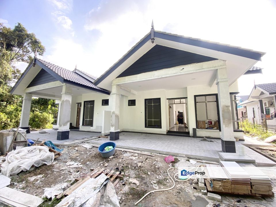 Taman Jalan Puteri Payong, Terengganu 1 Storey Semi D For Sale BELOW MARKET, Terengganu, Marang