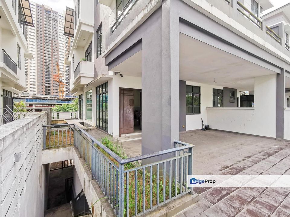 Blue Sky Residence, Selayang Heights, Selayang 3.5 Storey Semi D For Sale SPACIOUS, Selangor, Selayang