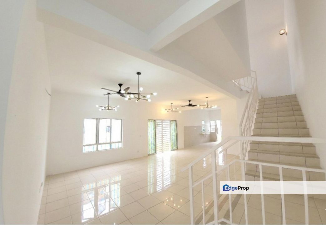 Taman Erama, Iringan Bayu, Seremban 2 Storey Semi D For Sale STRATEGIC LOCATION, Negeri Sembilan, Seremban