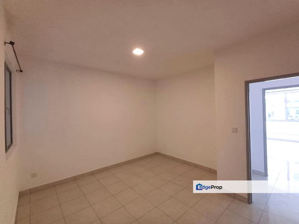 Vista Hijauan, Bangi Condominium For Sale BELOW MARKET SPACIOUS, Selangor, Bangi