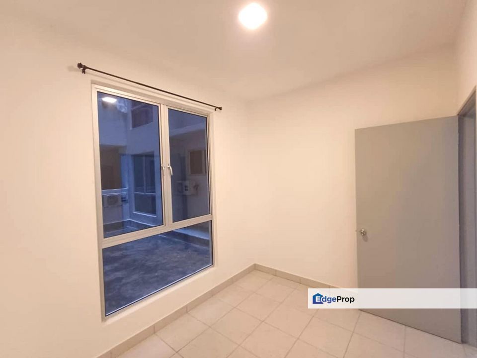 Vista Hijauan, Bangi Condominium For Sale BELOW MARKET SPACIOUS, Selangor, Bangi