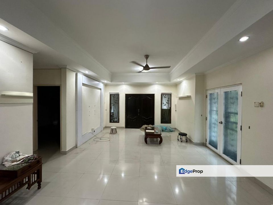 Country Villas, Country Heights, Kajang 1 Storey Townhouse For Sale RENOVATED, Selangor, Kajang