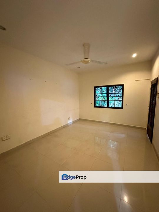 Country Villas, Country Heights, Kajang 1 Storey Townhouse For Sale RENOVATED, Selangor, Kajang