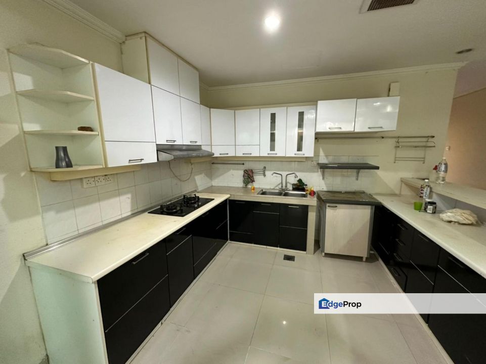 Country Villas, Country Heights, Kajang 1 Storey Townhouse For Sale RENOVATED, Selangor, Kajang