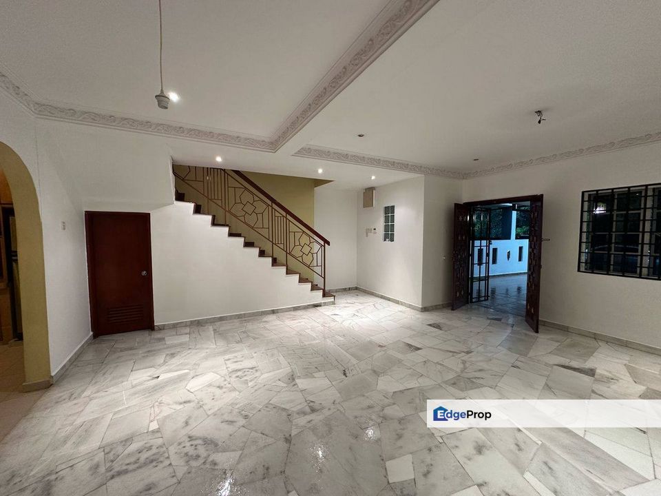 Putra Bistari, Putra Heights 2 Storey Terrace For Sale  RENOVATED, Selangor, Putra Heights