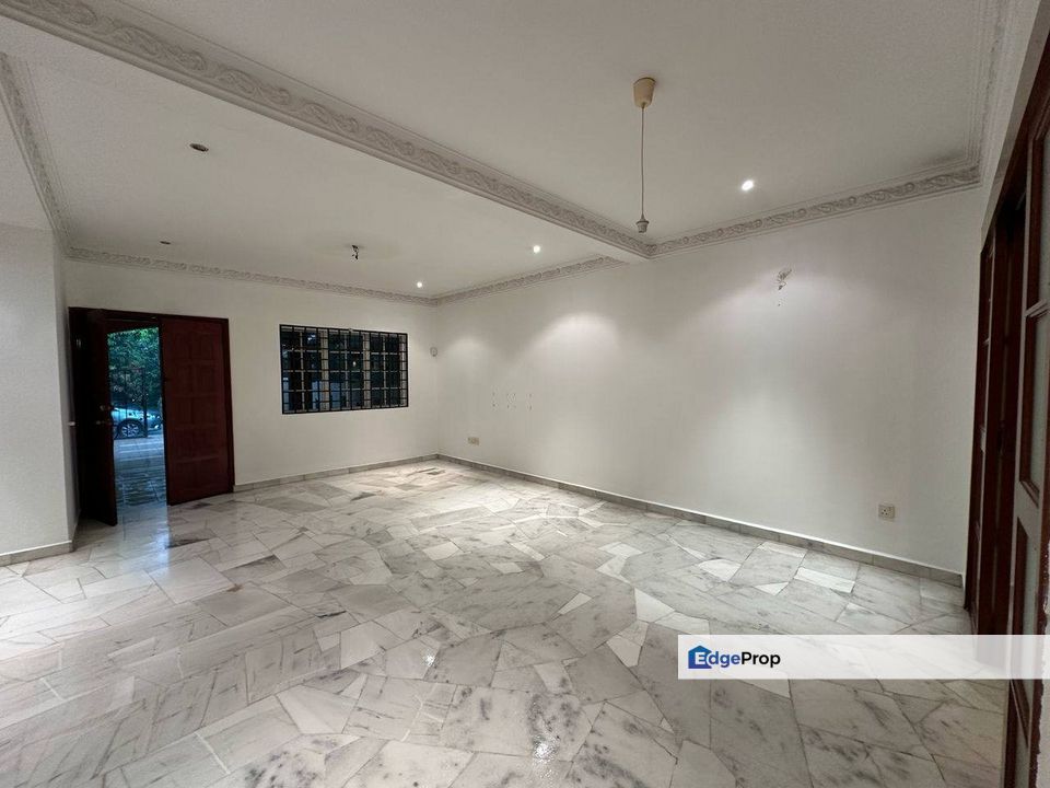 Putra Bistari, Putra Heights 2 Storey Terrace For Sale  RENOVATED, Selangor, Putra Heights