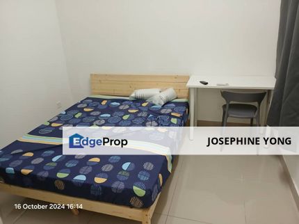 Medium room for rent @ Saville D'Lake Puchong, Selangor, Puchong
