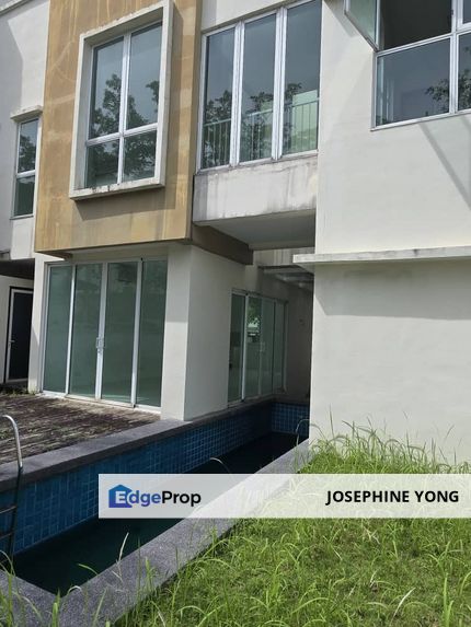 Your Dream Home Awaits: 3-Storey Courtyard Villa at Contours Melawati with Private Pool!, Selangor, Taman Melawati