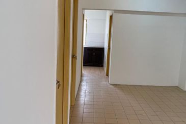 Pangsapuri Orkid, Bandar Mahkota Cheras