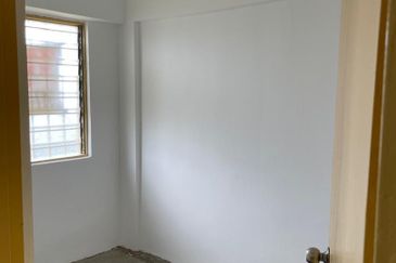 Pangsapuri Orkid, Bandar Mahkota Cheras