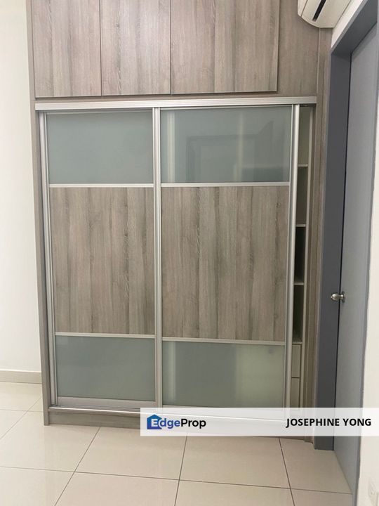 Fully Furnished 940 sqft Unit with Pool View @ K L T S, Kuala Lumpur, Gombak