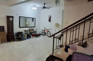 Bandar Tun Hussein Onn