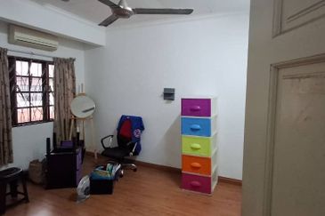 Bandar Tun Hussein Onn