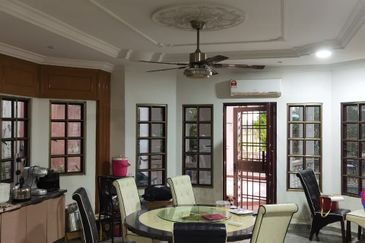 Bandar Sungai Long Double Storey Bungalow with Renovated & Extended 