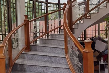 Bandar Sungai Long Double Storey Bungalow with Renovated & Extended 