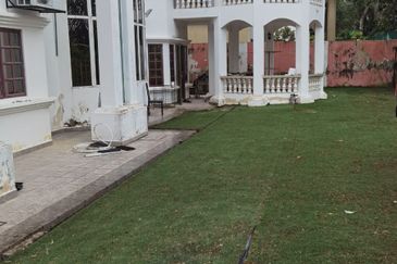 Bandar Sungai Long Double Storey Bungalow with Renovated & Extended 