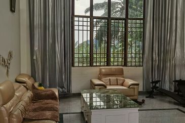 Bandar Sungai Long Double Storey Bungalow with Renovated & Extended 