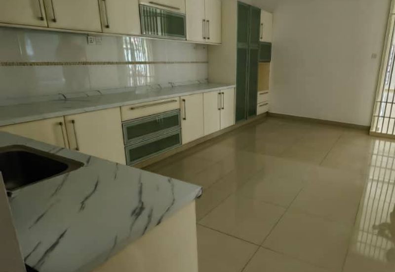 Mahkota Cheras Freehold 2.5 Storey Semi-D with Reno & Extended for Sale 