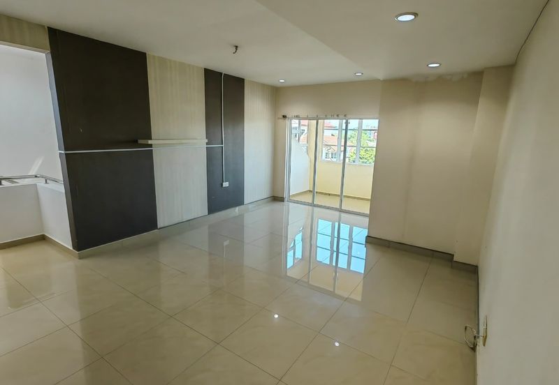 Mahkota Cheras Freehold 2.5 Storey Semi-D with Reno & Extended for Sale 