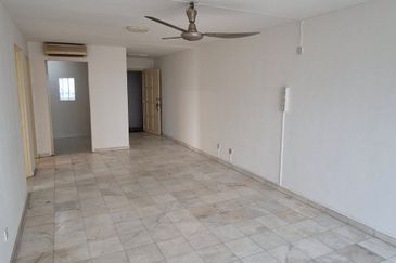 Spacious 3-Bedroom Pandan Jaya Apartment For Sale in Prime Location - Perfect for Own Stay or Investment.