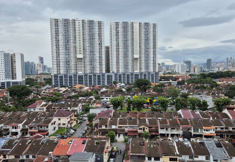 Spacious 3-Bedroom Pandan Jaya Apartment For Sale in Prime Location - Perfect for Own Stay or Investment.