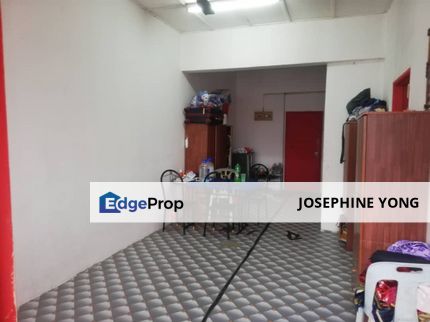Shop Apartment for Sale in Bandar Baru Ampang Conveniently Located for Living or Investment, Selangor, Ampang