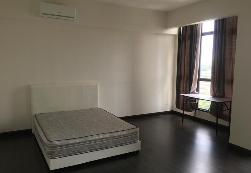 28 Boulevard (28 BLVD)