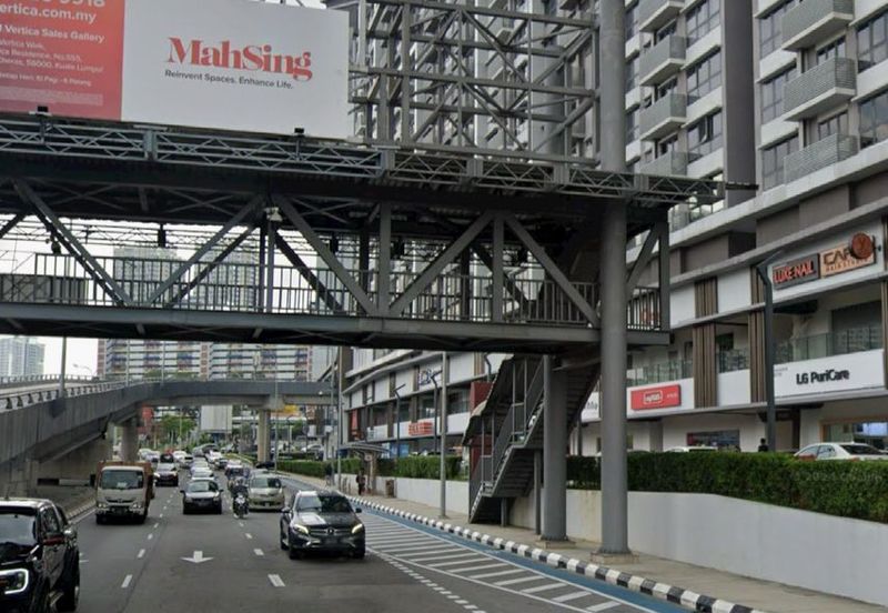 Prime Location Near MRT Station 1st Floor Shop for Rent @ M Vertica Cheras 