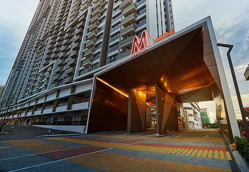 Prime Location Near MRT Station 1st Floor Shop for Rent @ M Vertica Cheras 