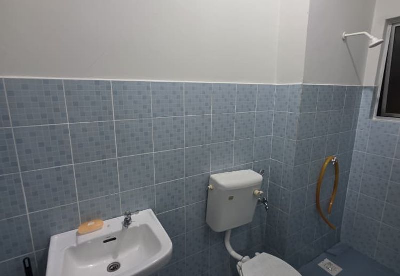 FOR RENT - TOWNHOUSE @ KAJANG SHORT WALK TO PASARAYA CS