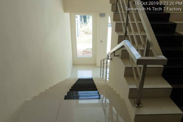 Hi-Tech 7 Industrial Park