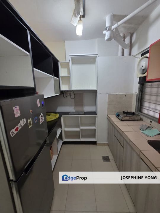 FOR SALE - SEGAR RIA APARTMENT WELL-MAINTAINED & NICELY RENOVATED , Kuala Lumpur, Cheras