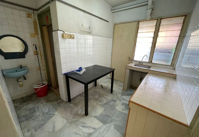 Apartment Taman Connaught