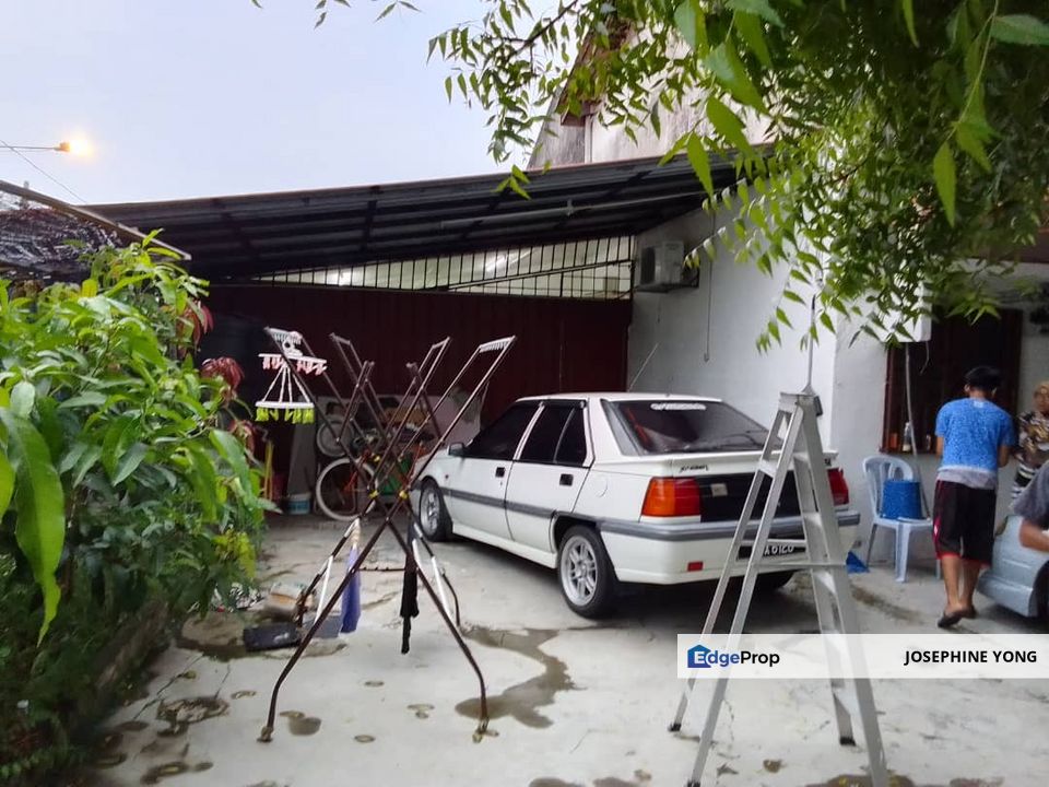 Rental: 4 Bedroom Terraced House in Taman Balakong Taming Jaya, Selangor, Balakong