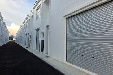 For Rent - G Flr Shop @ Bidara Suria Brand New, Main Road Frontage