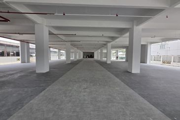 For Rent - G Flr Shop @ Wisma Cke  Cheras  Main Road Frontage, Suitable For Many Biz