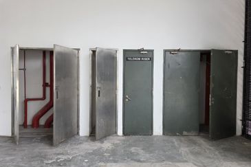 For Rent - G Flr Shop @ Wisma Cke  Cheras  Main Road Frontage, Suitable For Many Biz