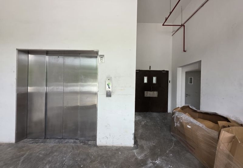 For Rent - G Flr Shop @ Wisma Cke  Cheras  Main Road Frontage, Suitable For Many Biz