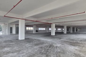 For Rent - 3rd Flr Shop @ Wisma Cke Cheras Main Road Frontage, Suitable For Many Biz