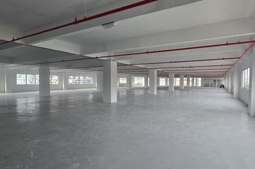 For Rent - 3rd Flr Shop @ Wisma Cke Cheras Main Road Frontage, Suitable For Many Biz